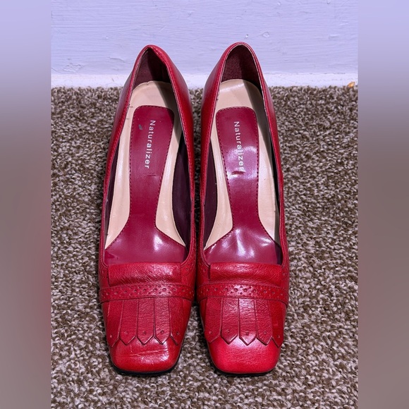 Naturalizer Shoes - Naturalizer Red Leather Fringe Loafer Heels Pumps Women's Size 8 Brogue Detail